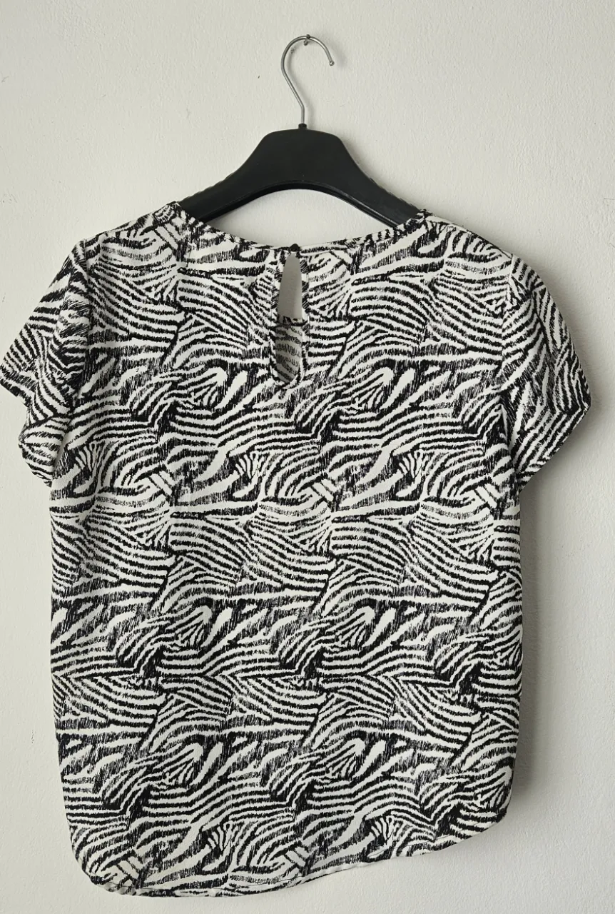 Remera Markova - imagen 2