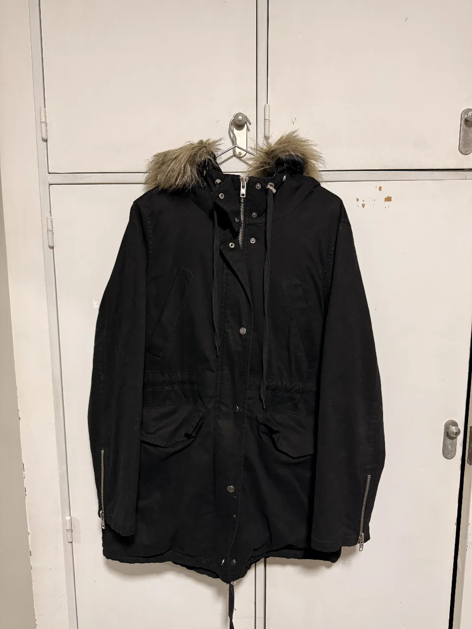 Campera Complot - imagen 1