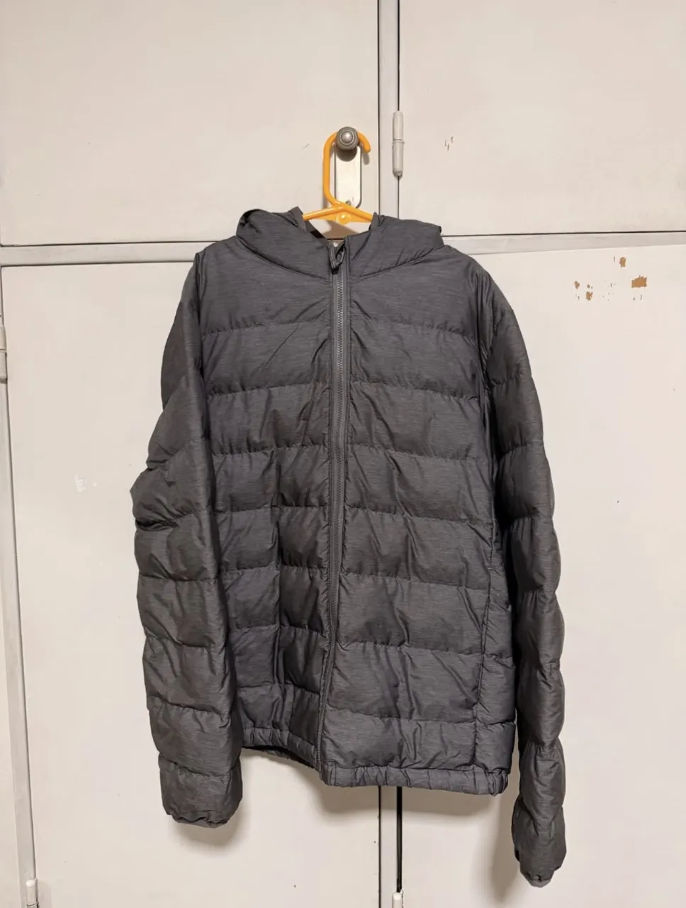 Campera de plumas Uniqlo