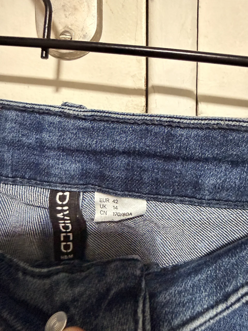 Jean Divided - imagen 2