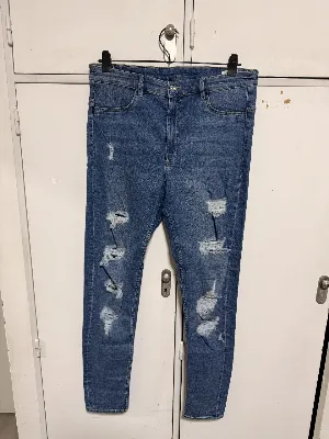 H&M