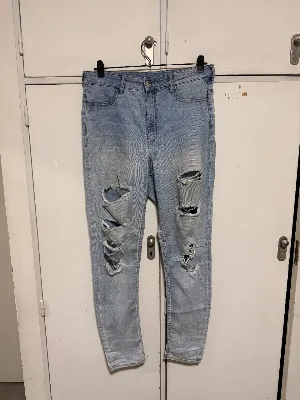 H&M
