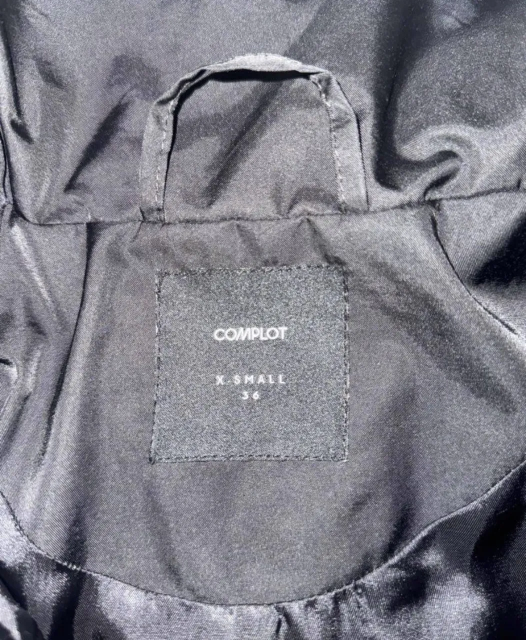 Campera Complot - imagen 3