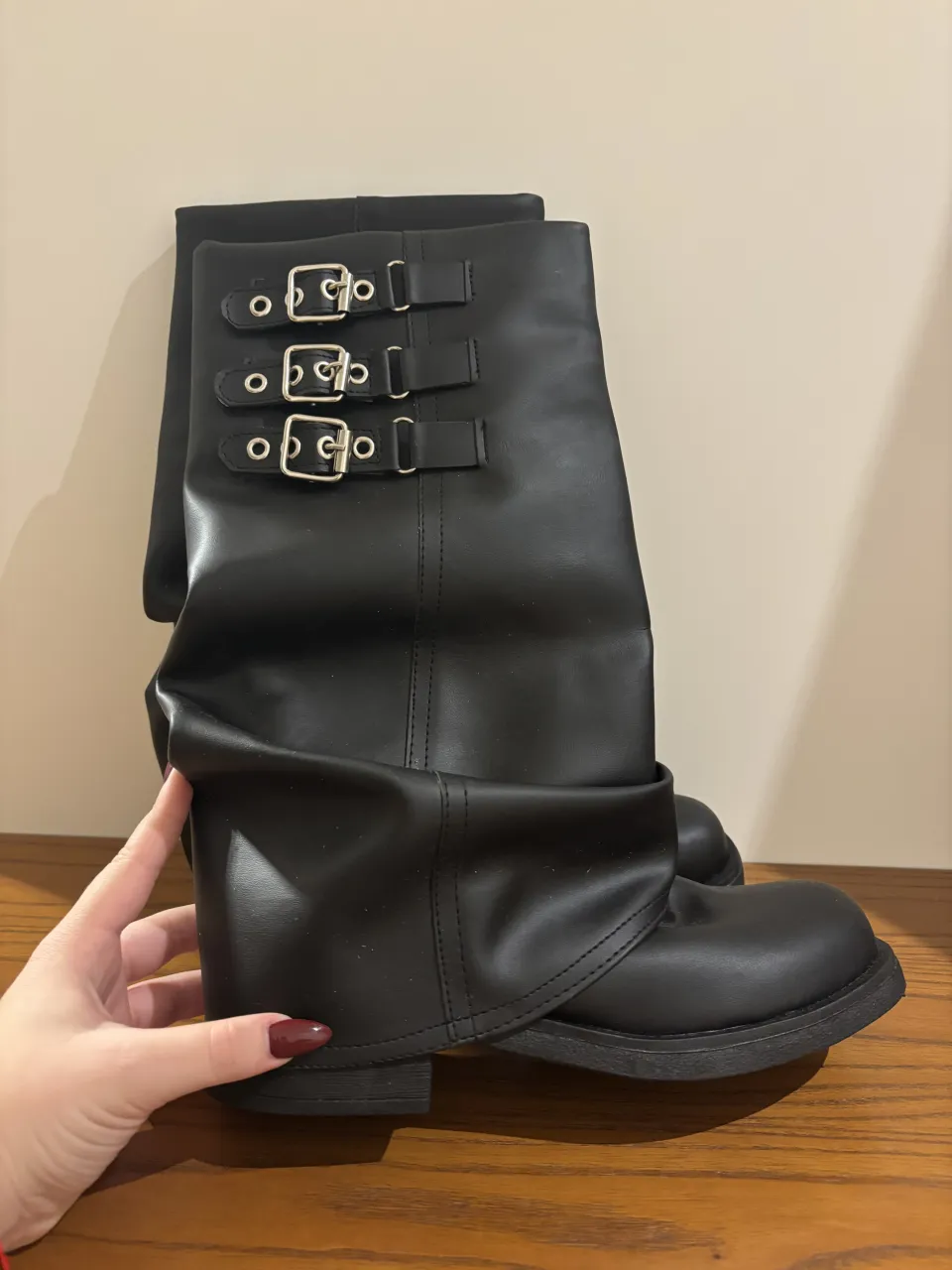 Botas Unsocial - imagen 2
