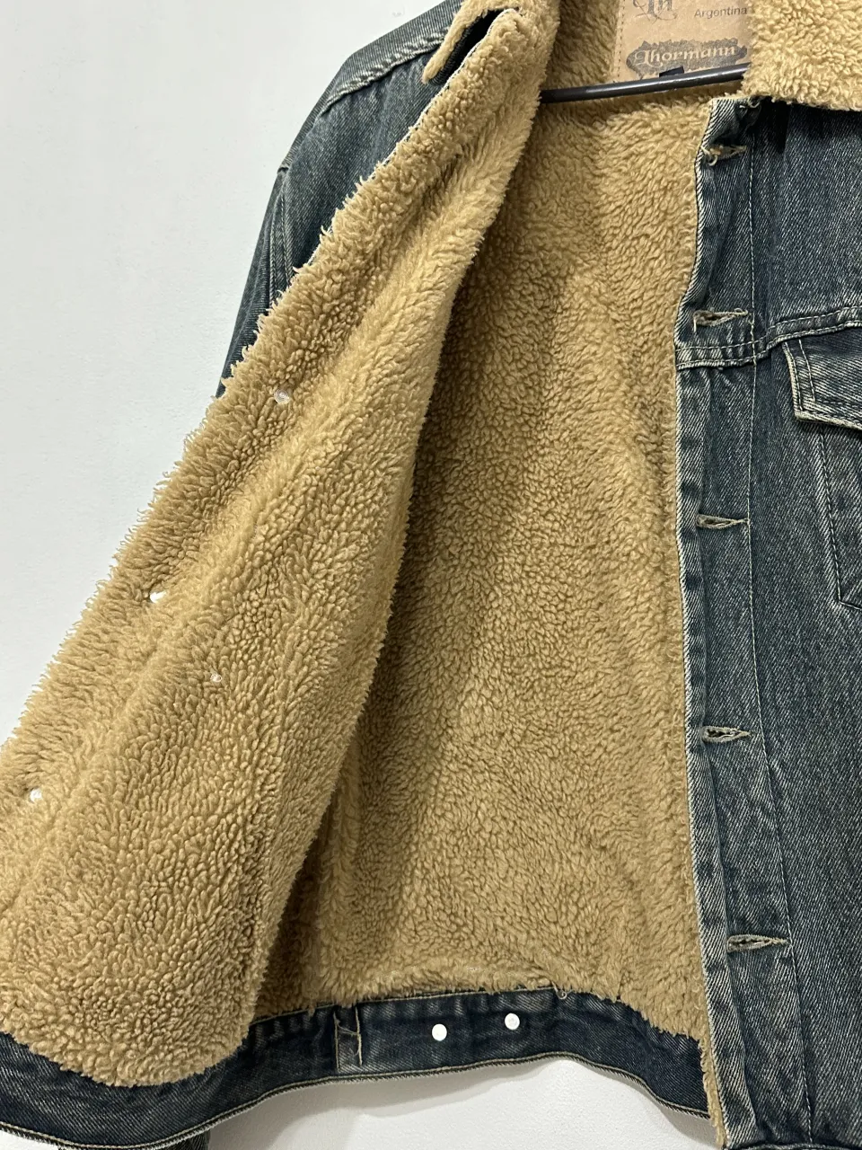 Campera A ≠ - imagen 3