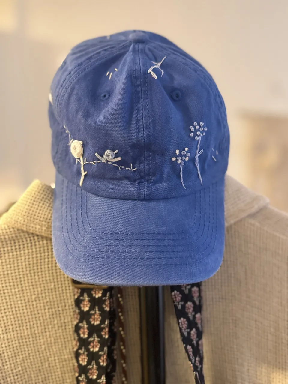 Gorra A ≠ - imagen 2