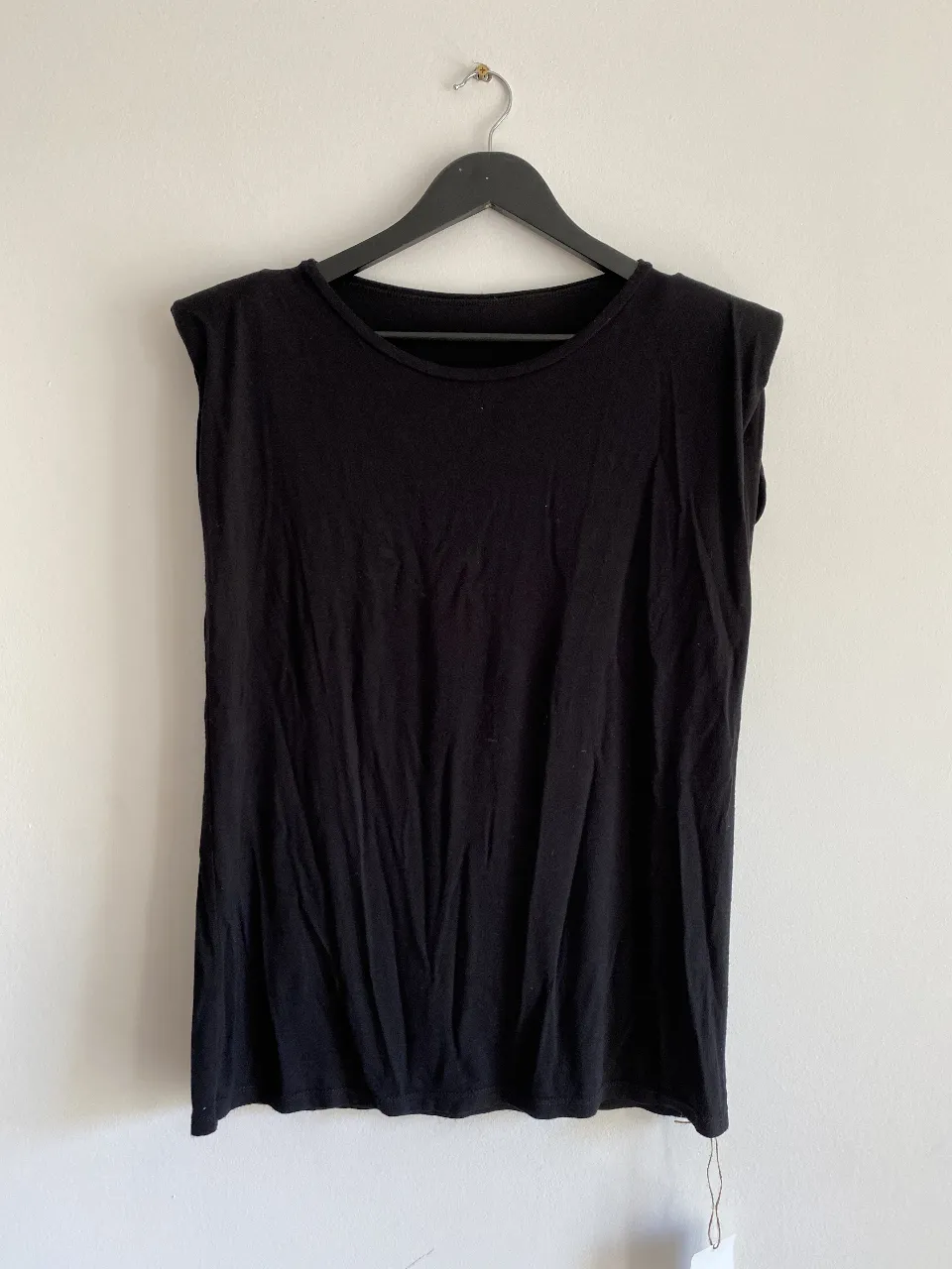 Musculosa Ninguna - imagen 1