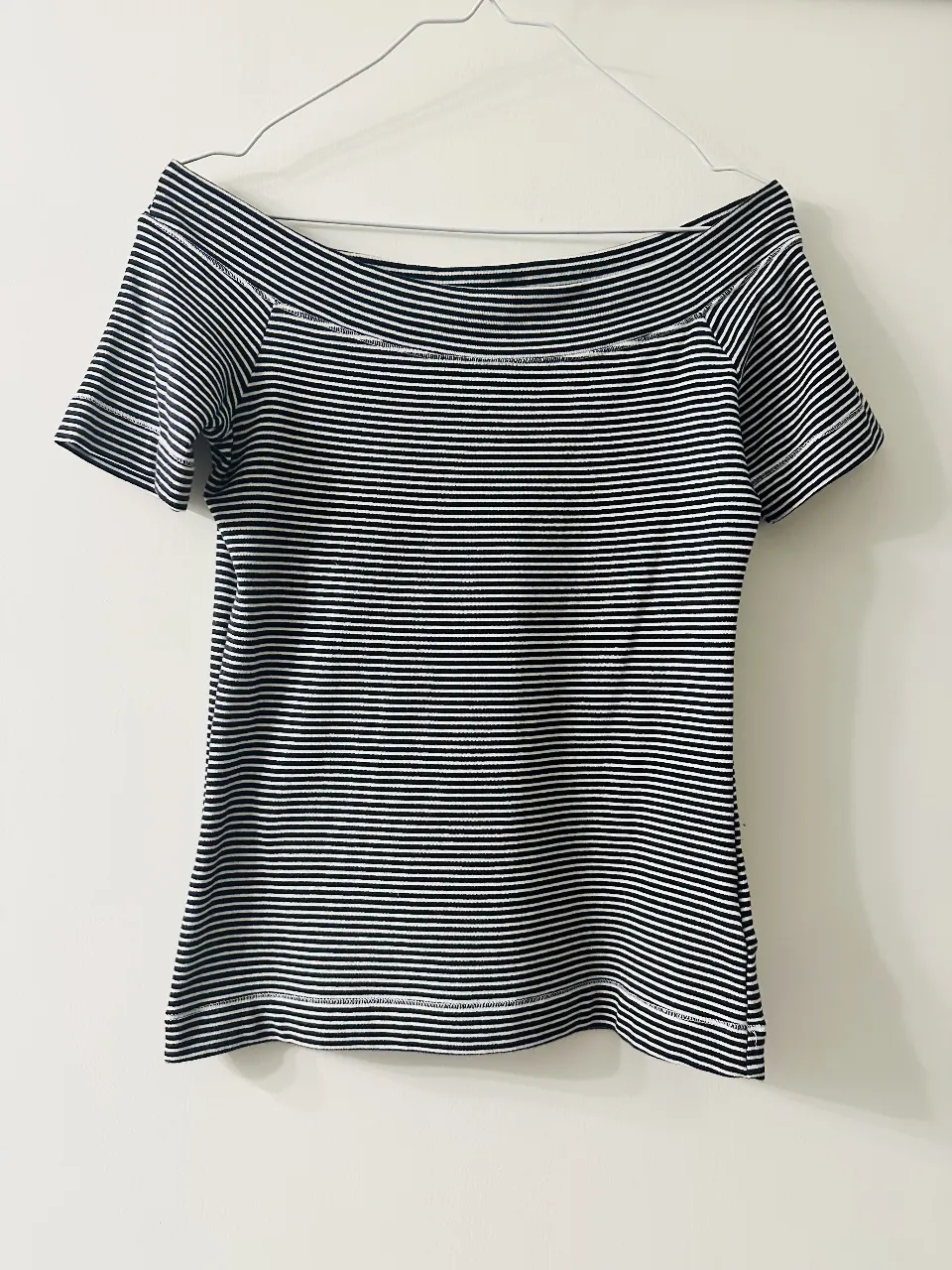 Remera H&M - imagen 1