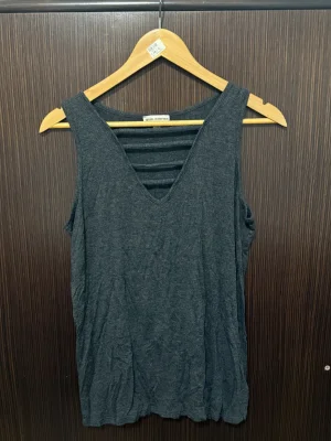Zenna outfitters