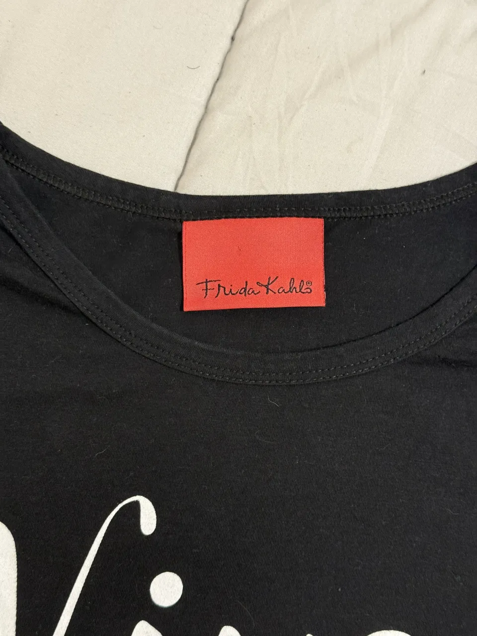 Remera Otra - Vista 3
