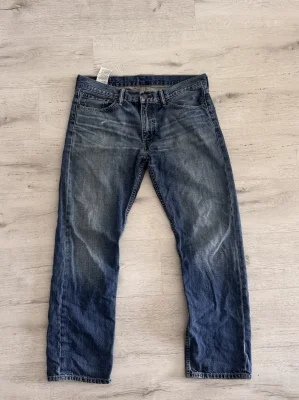 Levi's