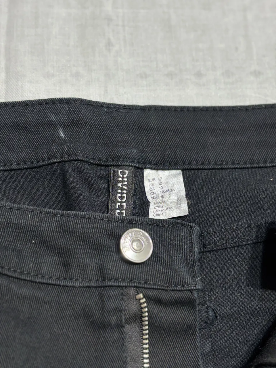 Short Divided - imagen 3