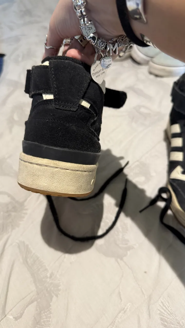 Zapatillas adidas miniatura 9