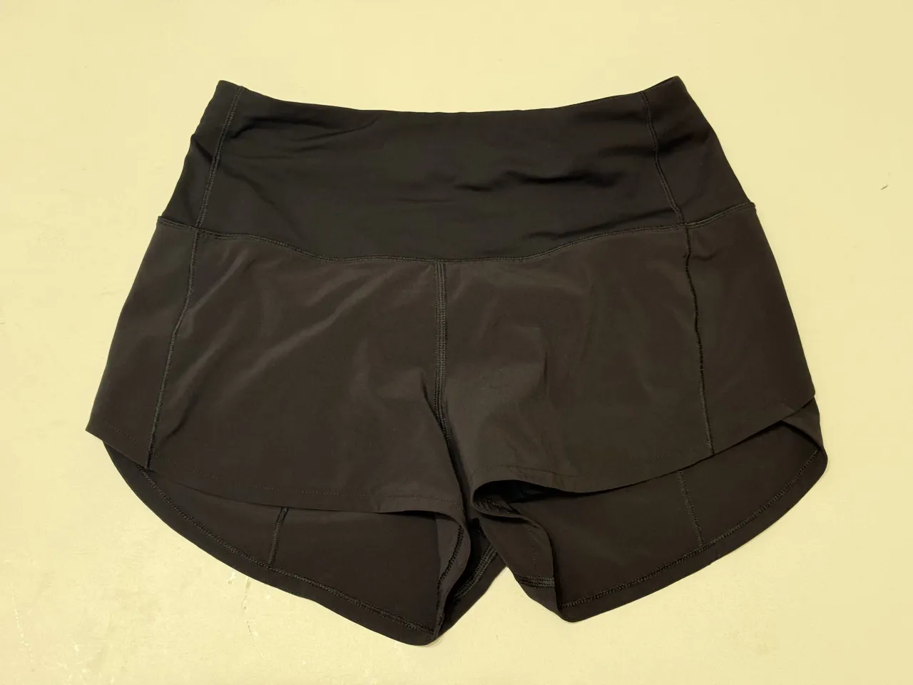 Short Lululemon - imagen 1
