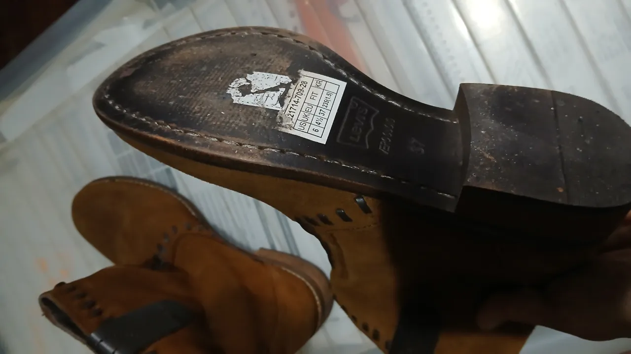 Botas Levi's - imagen 4