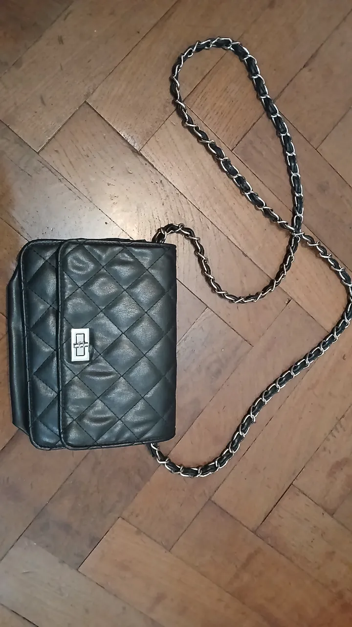 Cartera Sin marca.