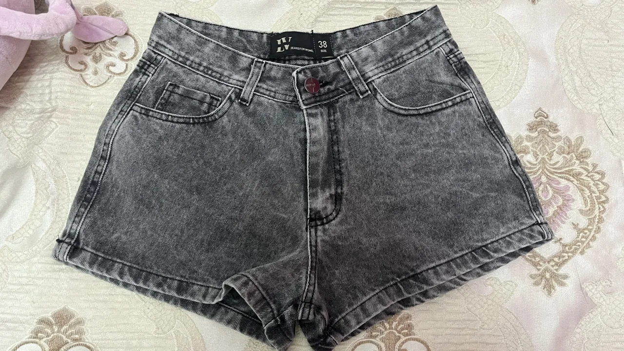 Short Lv - imagen 1