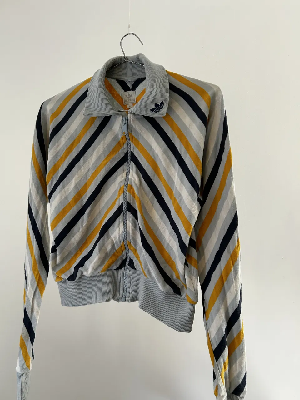 Campera adidas - imagen 3