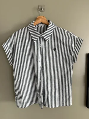 Shein poeselle