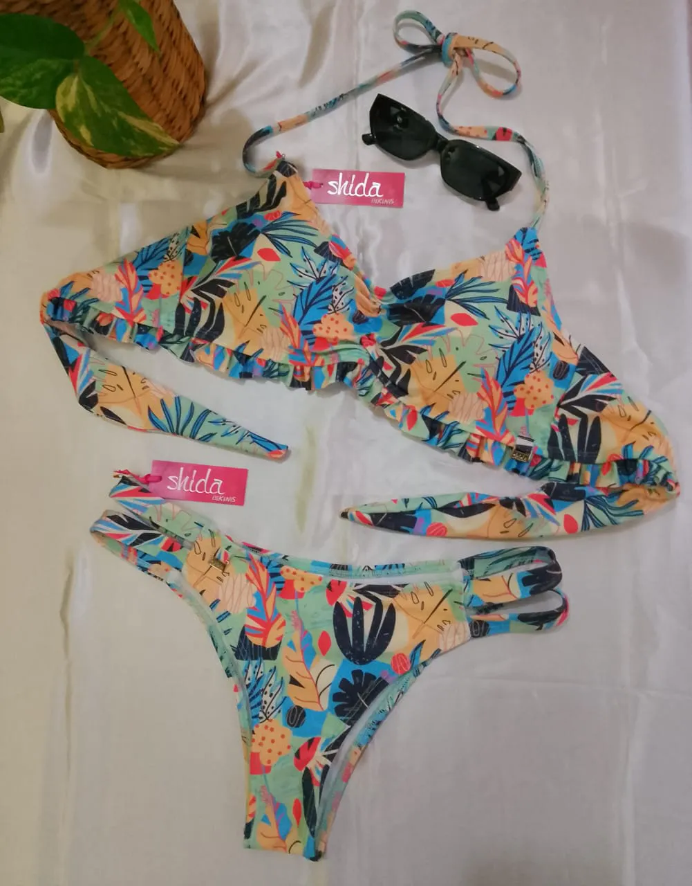 Bikini Shida - imagen 1