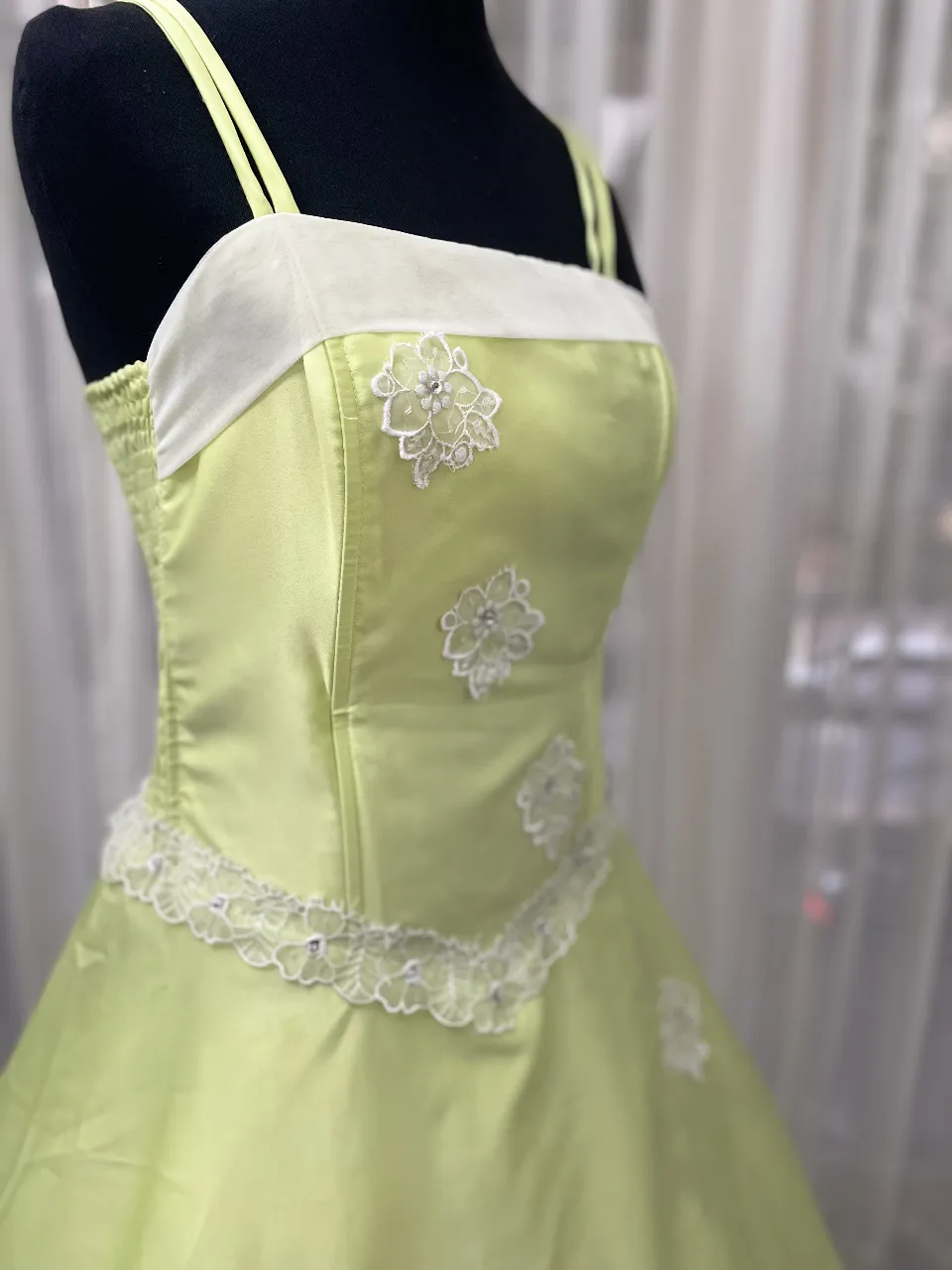 Vestido Vestido de 15 o fiestas formales - imagen 5