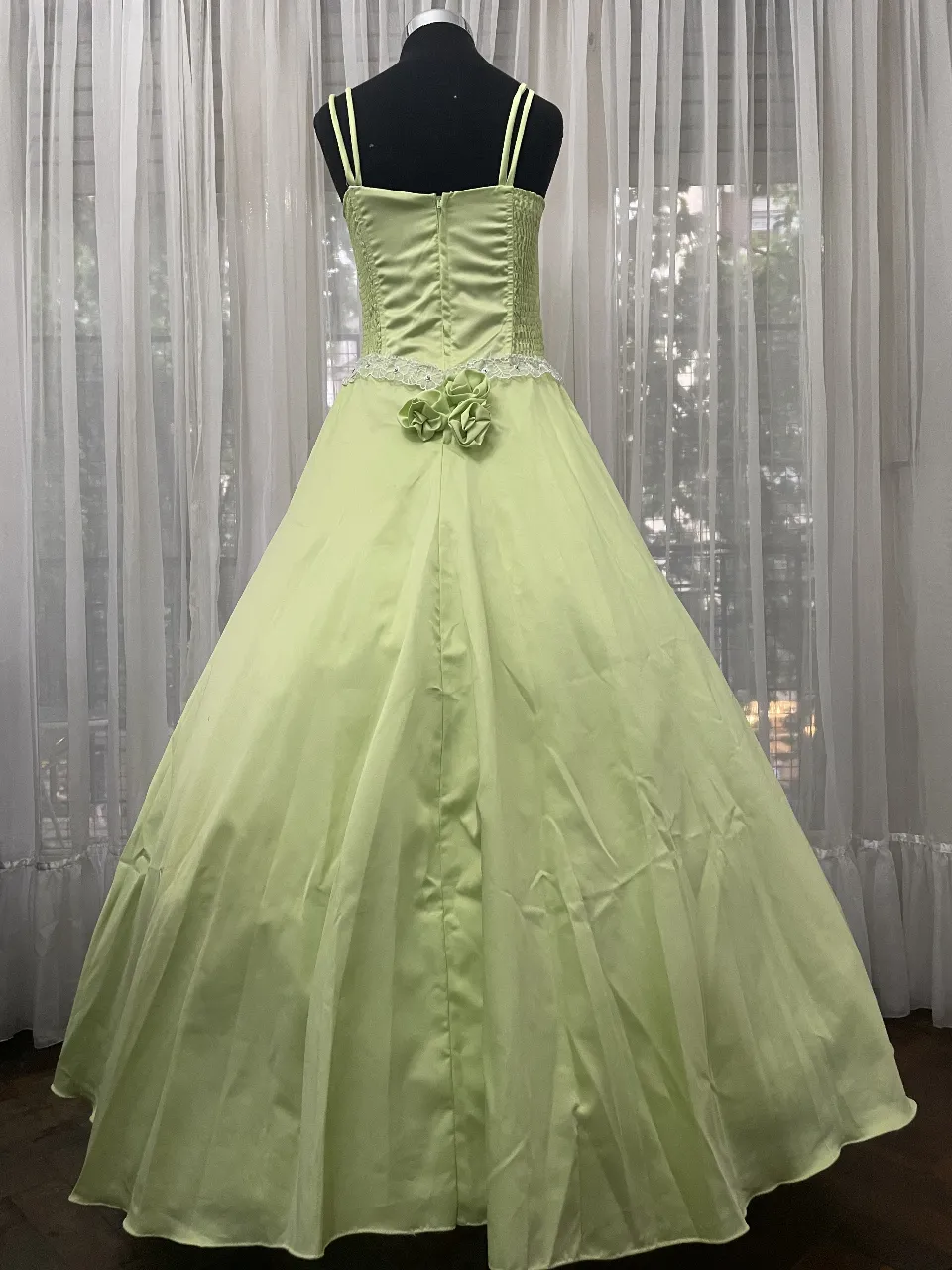 Vestido Vestido de 15 o fiestas formales - imagen 3