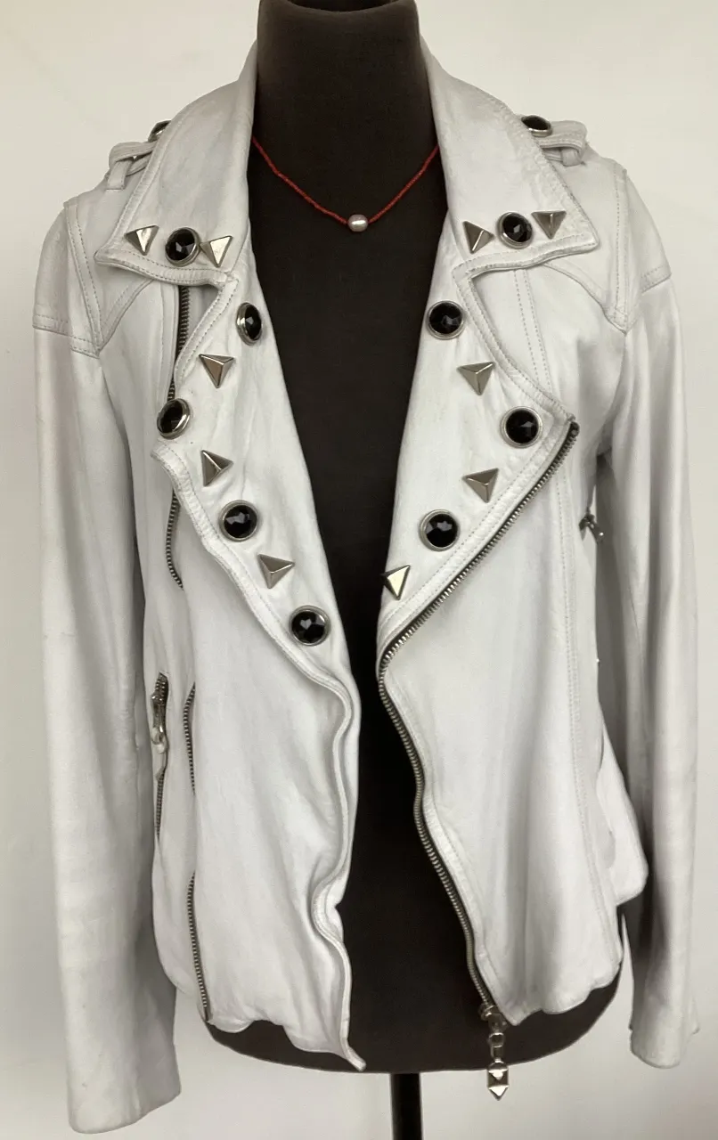 Campera Jazmín Chebar - imagen 1