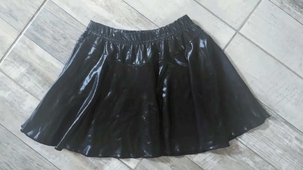 Pollera corta A.a.a - imagen 1