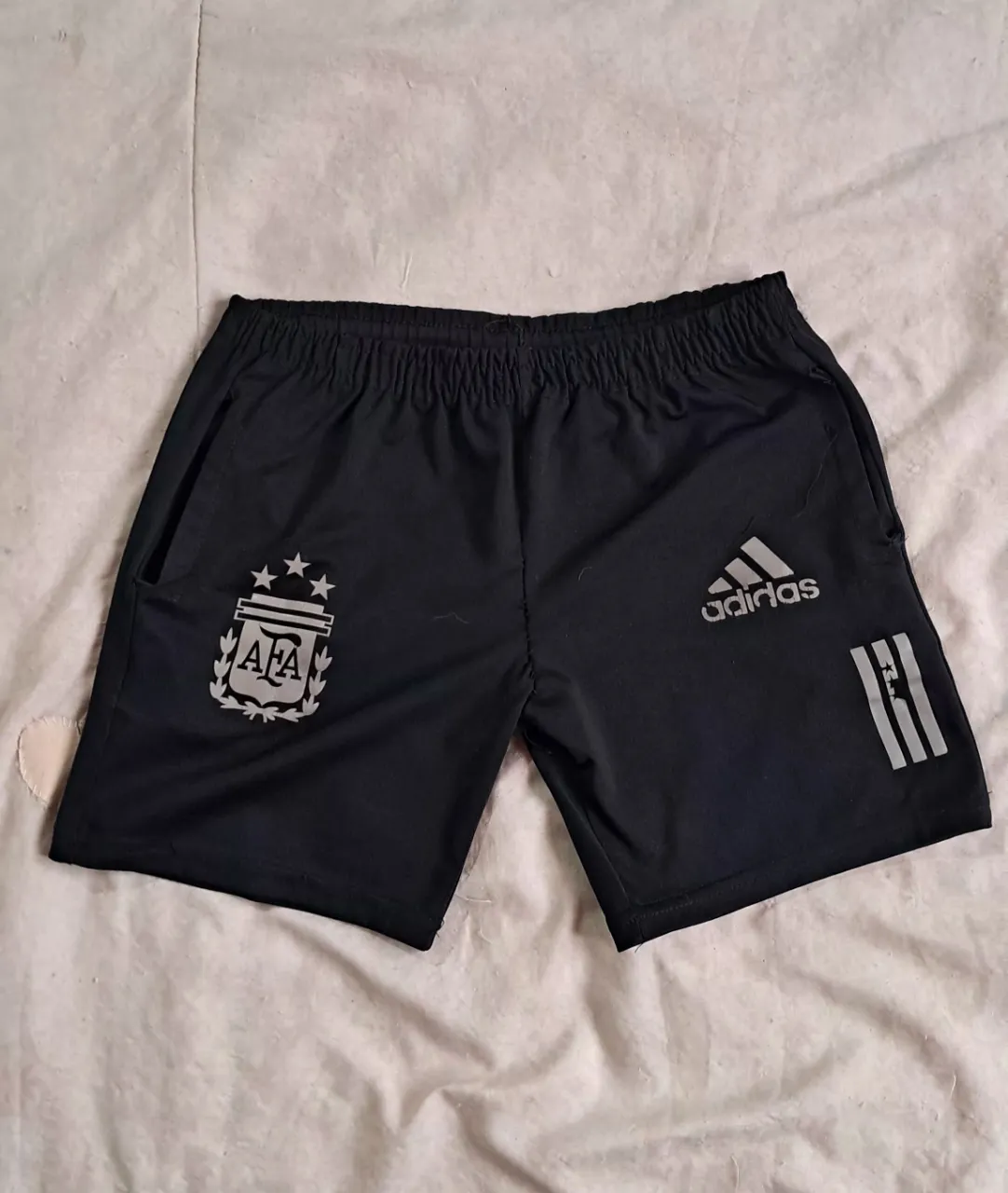Conjunto adidas - imagen 3