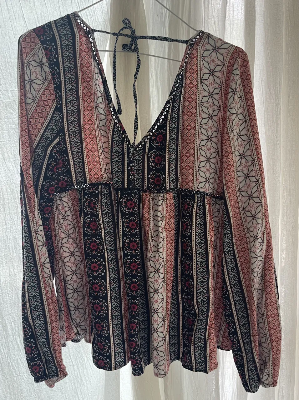 Blusa Abercrombie & Fitch - Vista 2