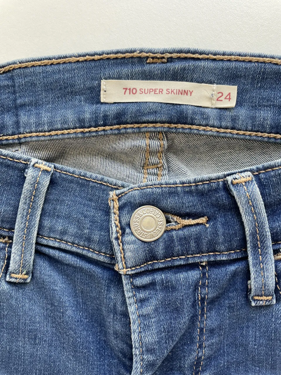 Jean Levi's - imagen 2