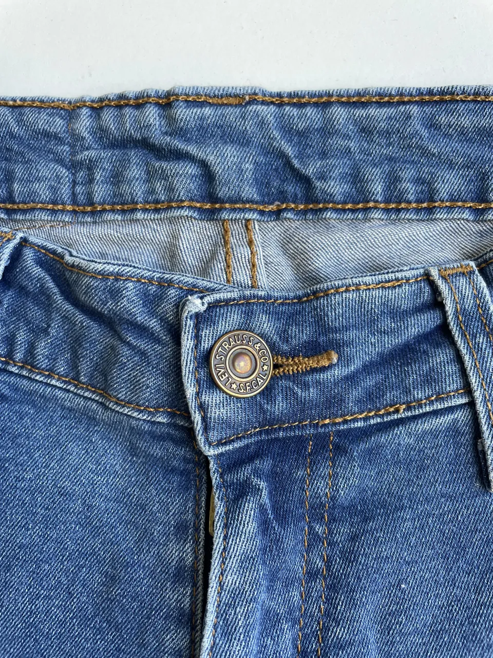 Jean Levi's - imagen 2