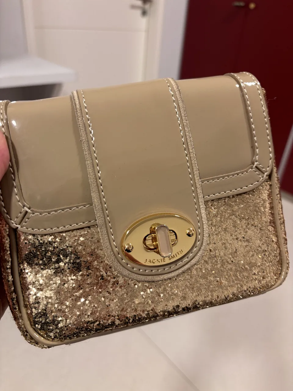 Cartera Jackie Smith
