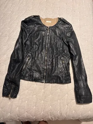 Massimo Dutti