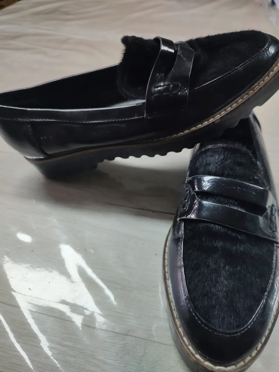 Zapatos A ≠ - imagen 1