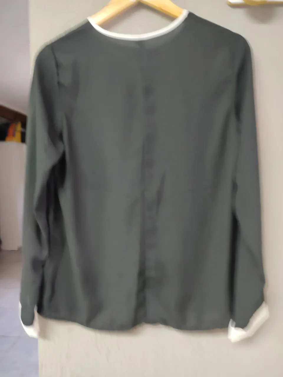 Blusa A ≠ - imagen 2