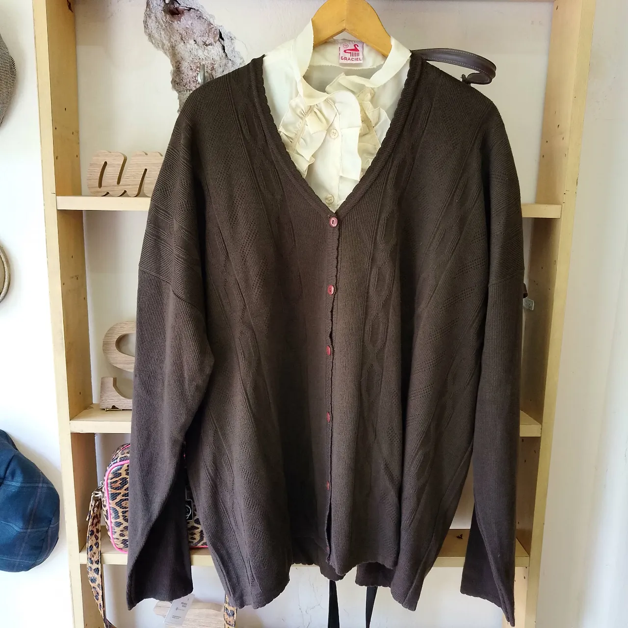 Cardigan A ≠