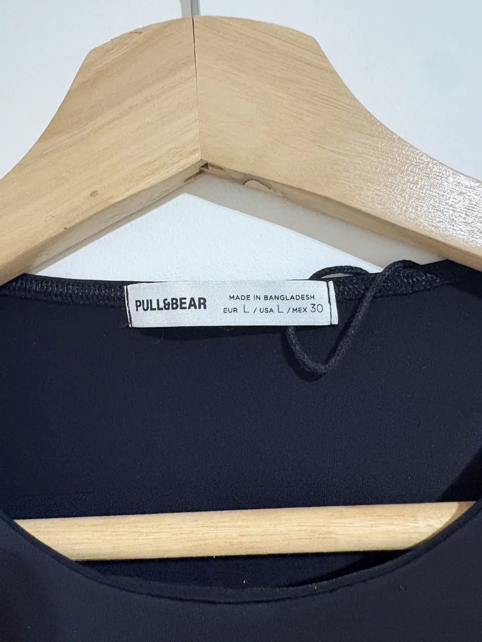 Body Pull & Bear - Vista 3