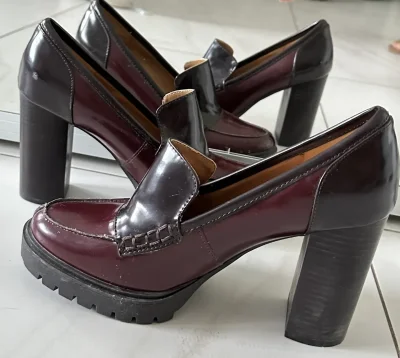 Nine West