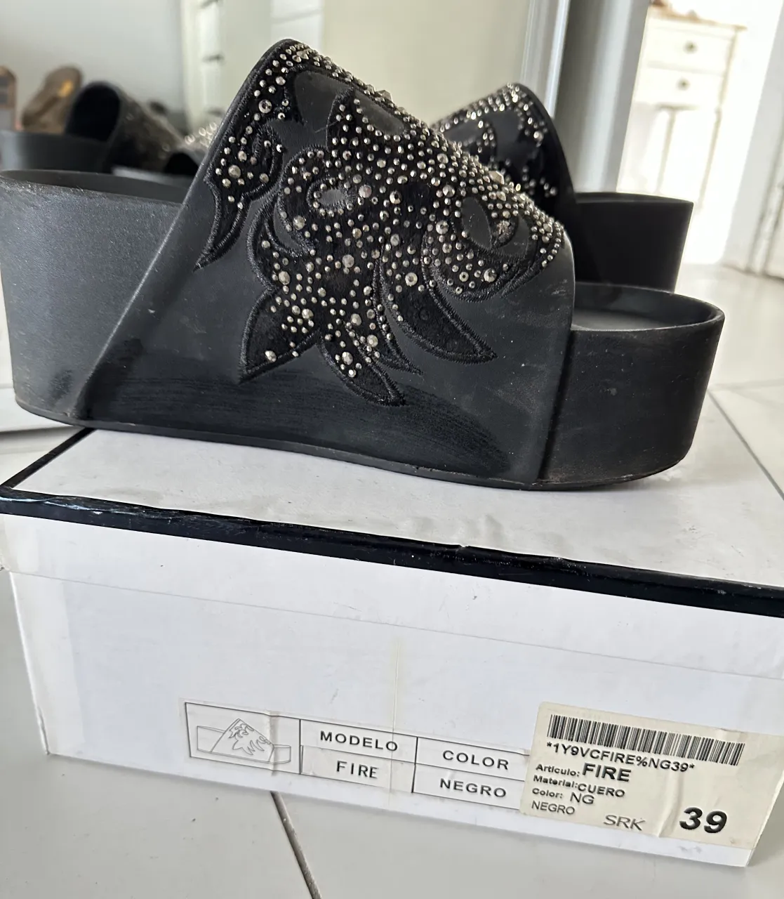 Ojotas Ricky Sarkany - Vista 2