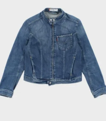 Levi's