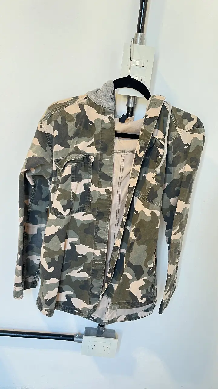 Campera H&M - imagen 1