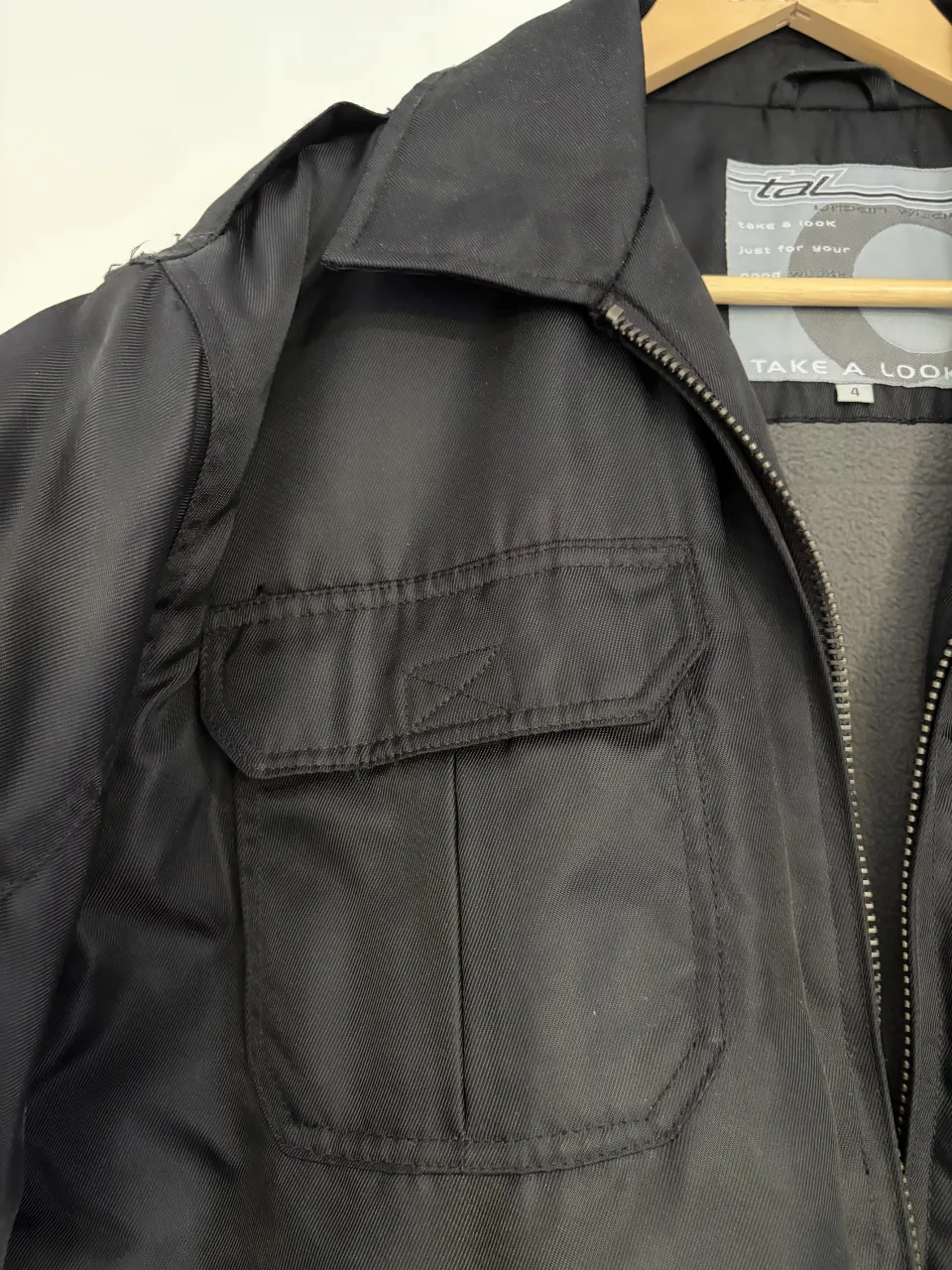 Campera A ≠ - imagen 2