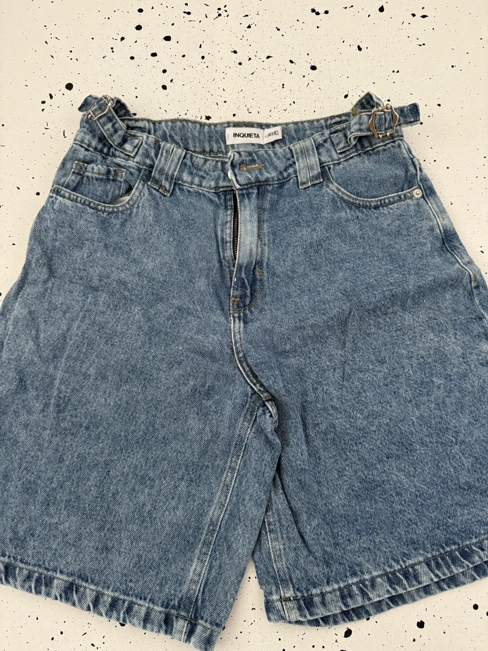 Short Inquieta - imagen 1