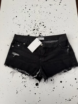 Top white