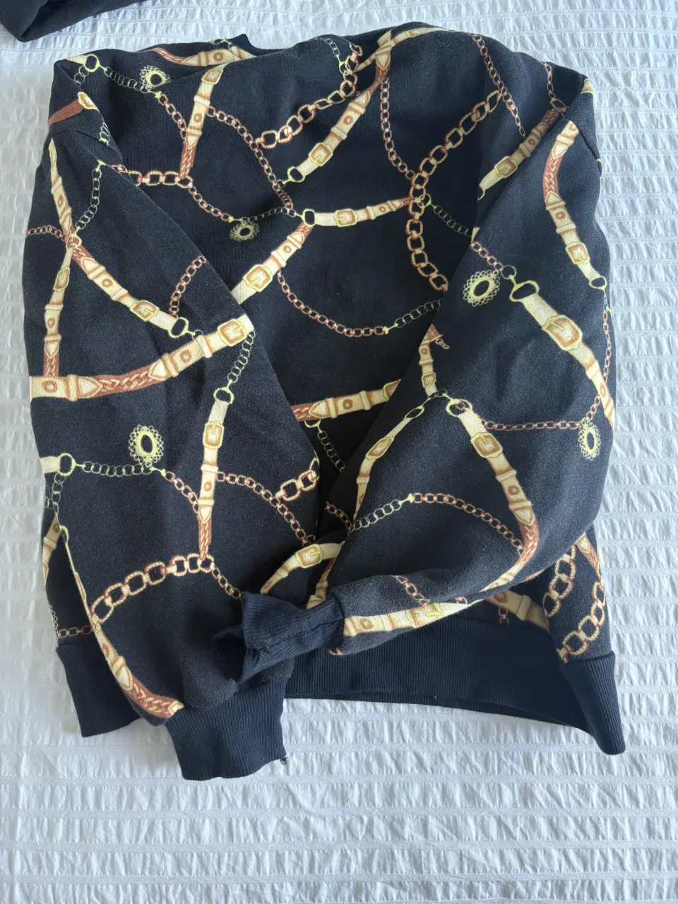 Buzo Pull & Bear miniatura 2