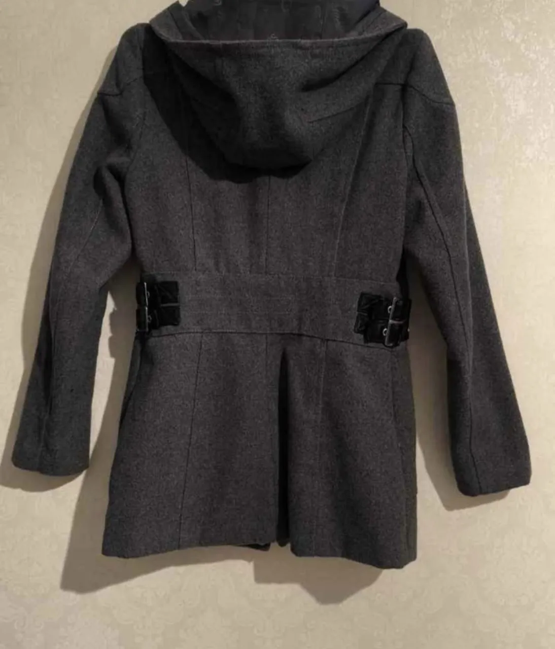 Campera GUESS - imagen 2