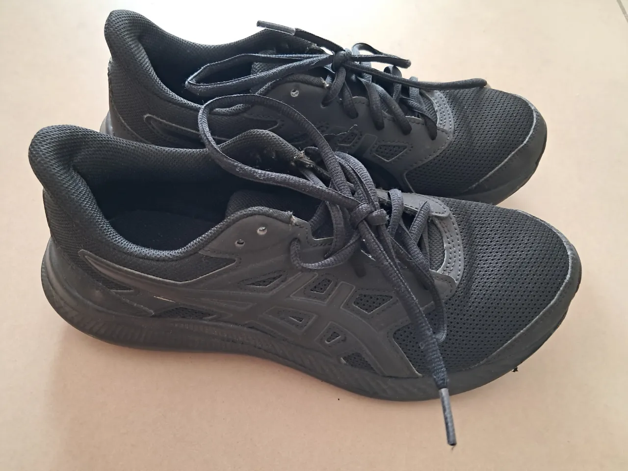 Zapatillas Asics - imagen 4