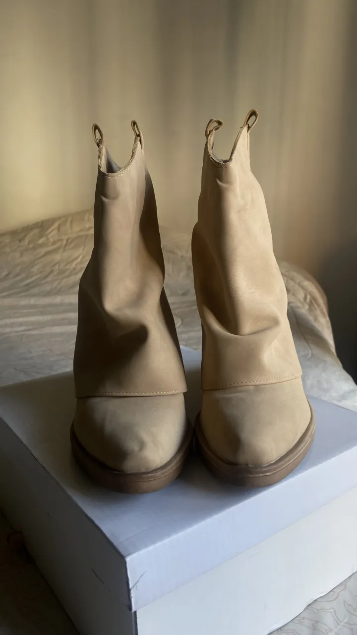 Botas A.. - imagen 3