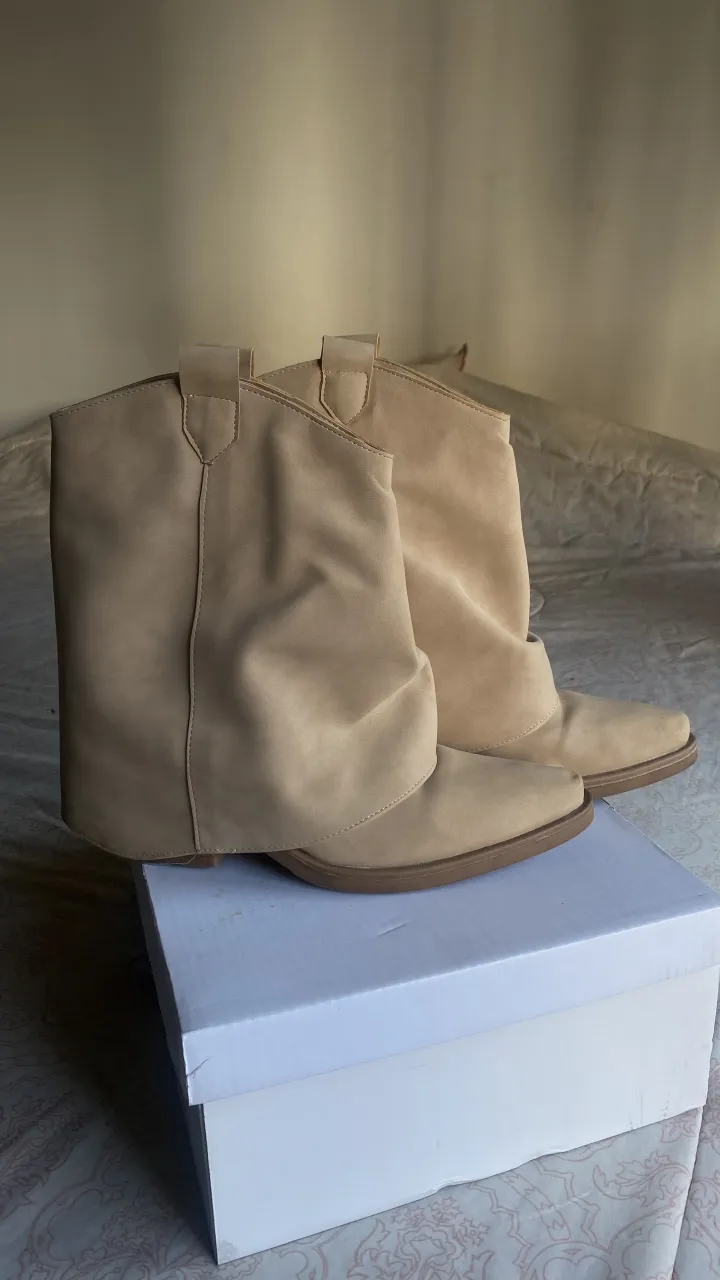 Botas A.. - imagen 1